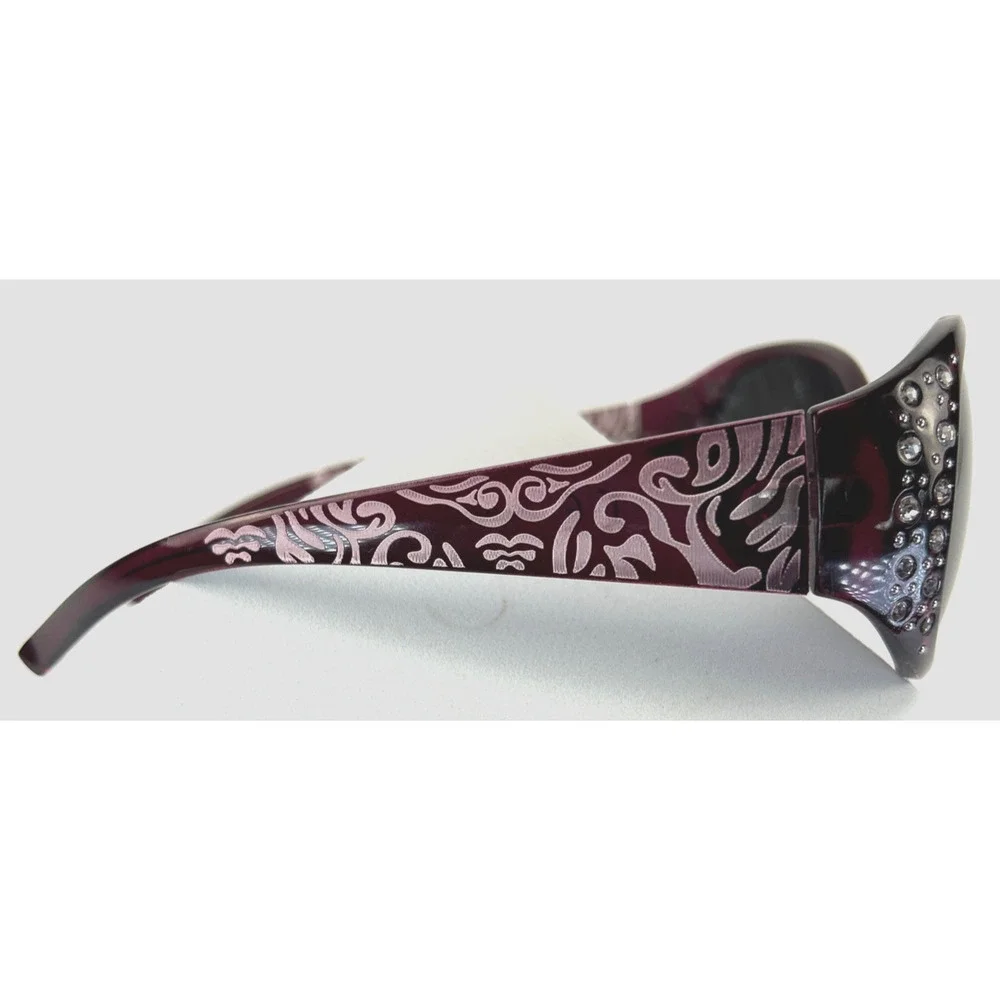 Unbranded polarized women